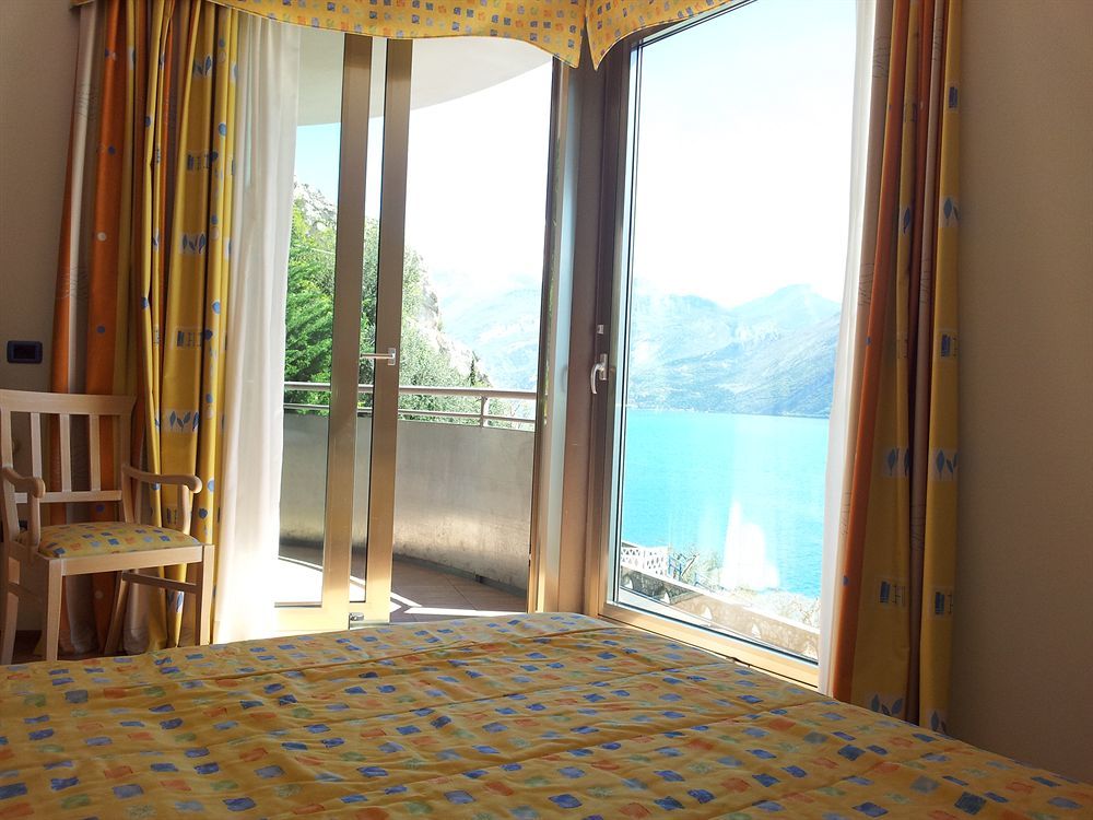 Surf Hotel Pier - Montagnoli Group Limone sul Garda Exteriér fotografie